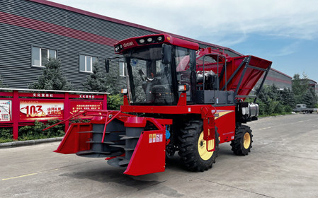 標(biāo)題：呼和浩特分院“9QYZ-2.6型自走式檸條收獲機(jī)”生產(chǎn)下線
瀏覽次數(shù)：791
發(fā)表時(shí)間：2024-08-08